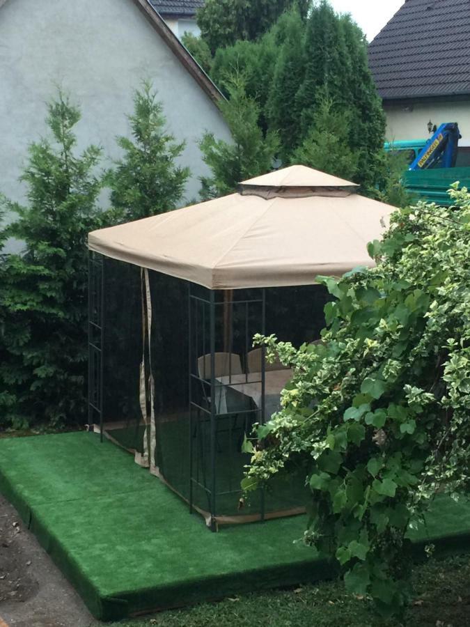 Rozsavoelgy Apartman Balatonlelle Εξωτερικό φωτογραφία
